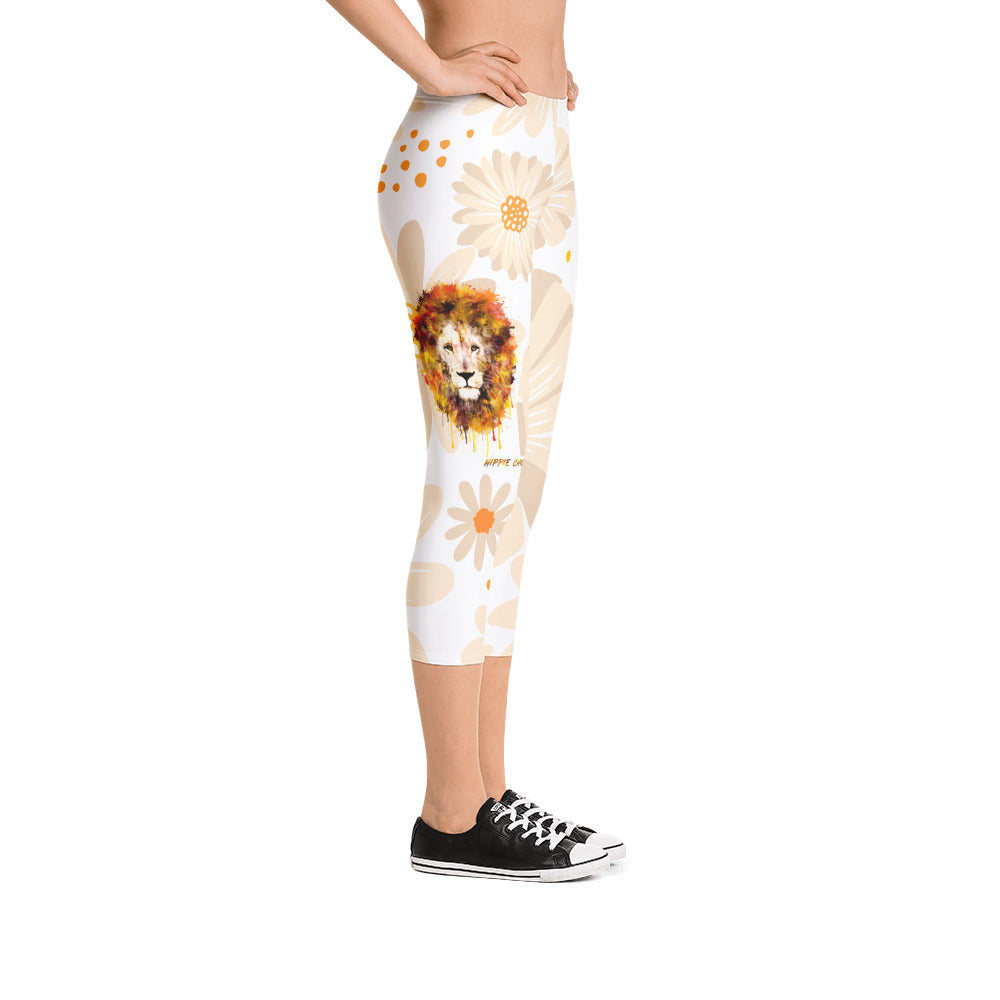Tan Daisies Capri Leggings